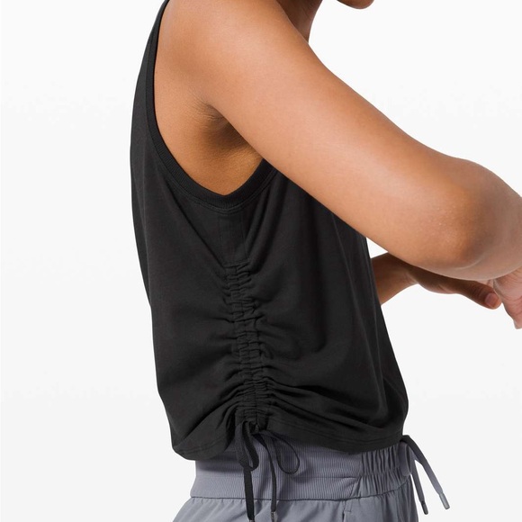 NWT Lululemon Tank - Picture 2 of 7
